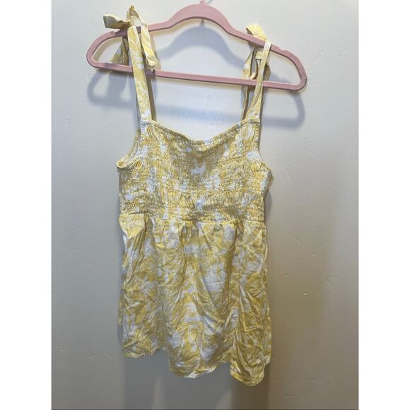 Ingrid and Isabel Yellow and White Maternity Baby Tank Top Size Medium - Picture 2 of 5